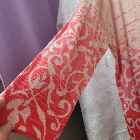 Norm Thompson Sweater (308) - Picture 8 of 10